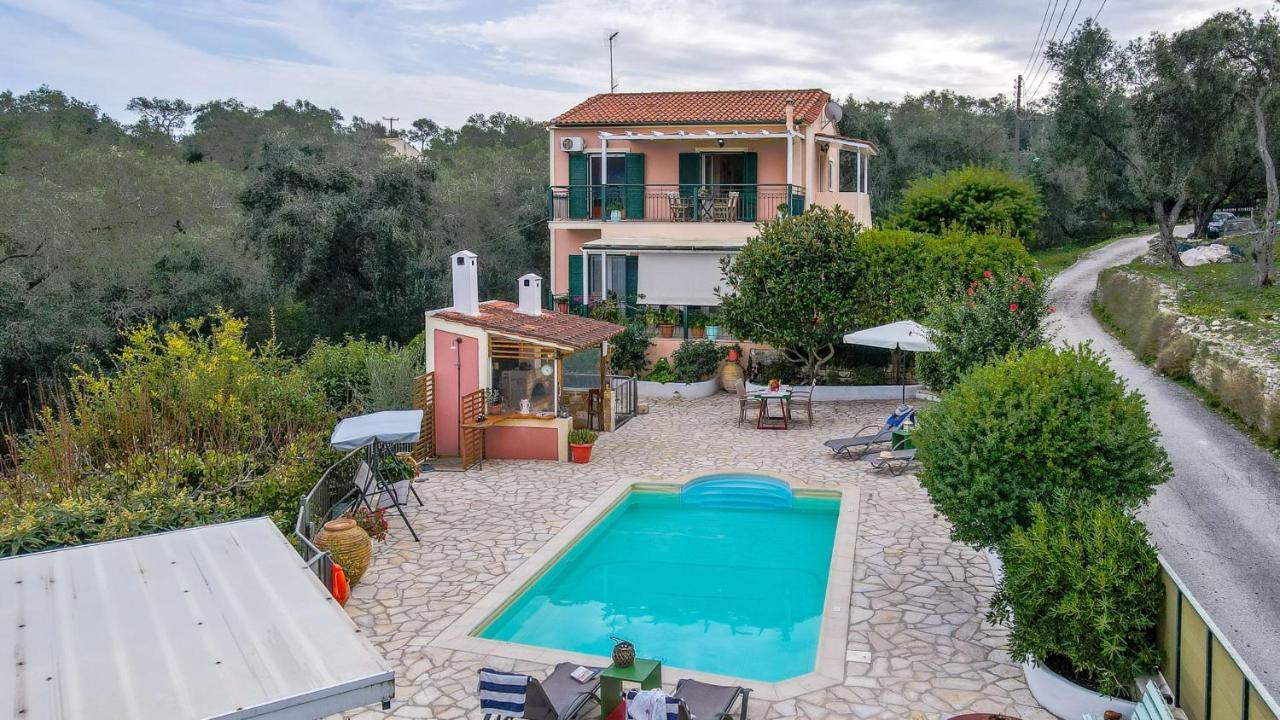 Villa Yiotta Kalodhikatika Exterior photo