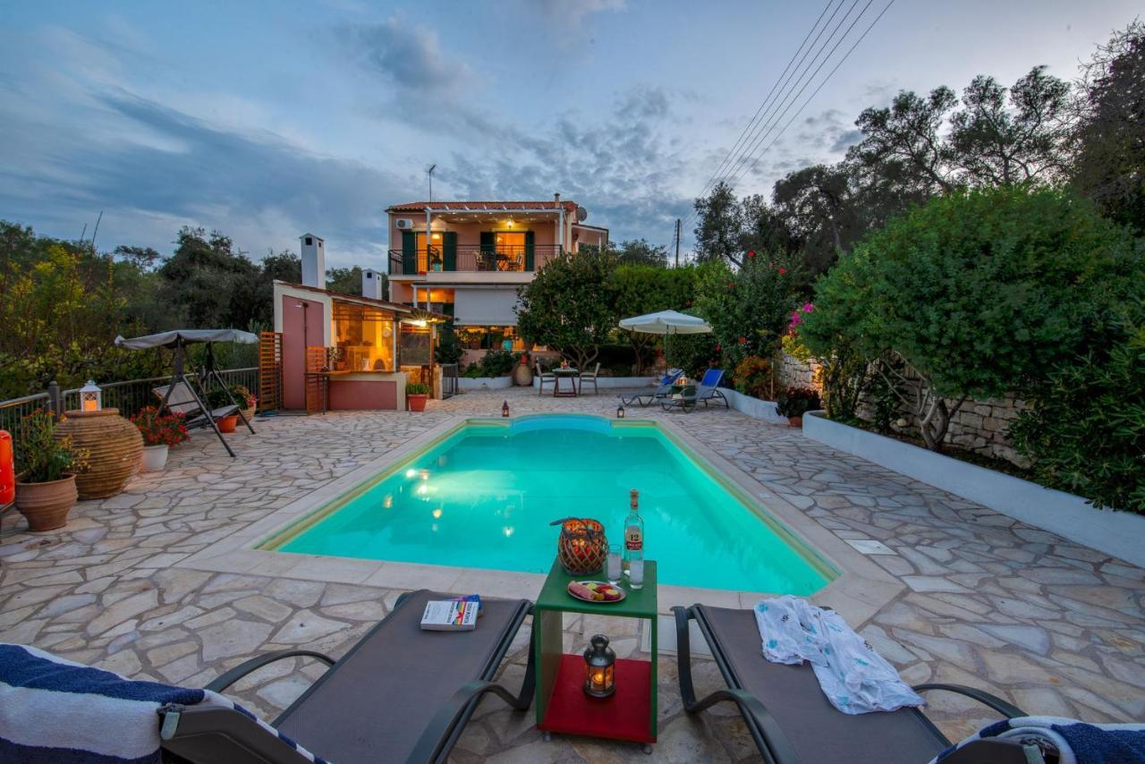 Villa Yiotta Kalodhikatika Exterior photo